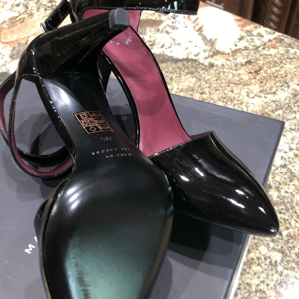 Marc Jacob patent strap heels 8.5 - Picture 5 of 7